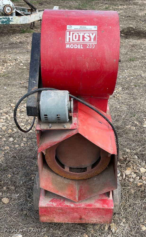 image for item II9353 Hotsy 230 kerosene heater