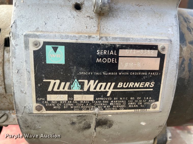 image for item II9353 Hotsy 230 kerosene heater