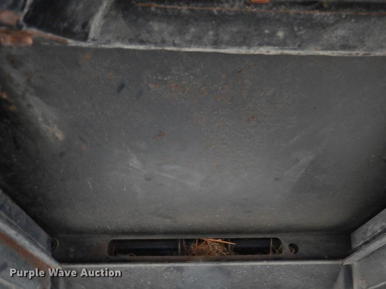 image for item II9807 1997 John Deere 8875  skid steer loader