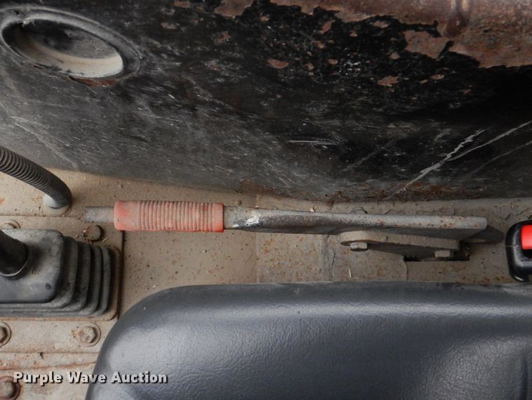 image for item II9807 1997 John Deere 8875  skid steer loader