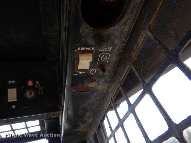 image for item II9807 1997 John Deere 8875  skid steer loader