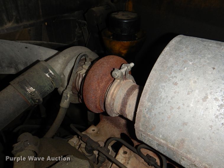 image for item II9807 1997 John Deere 8875  skid steer loader