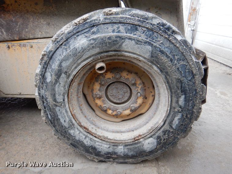 image for item II9807 1997 John Deere 8875  skid steer loader