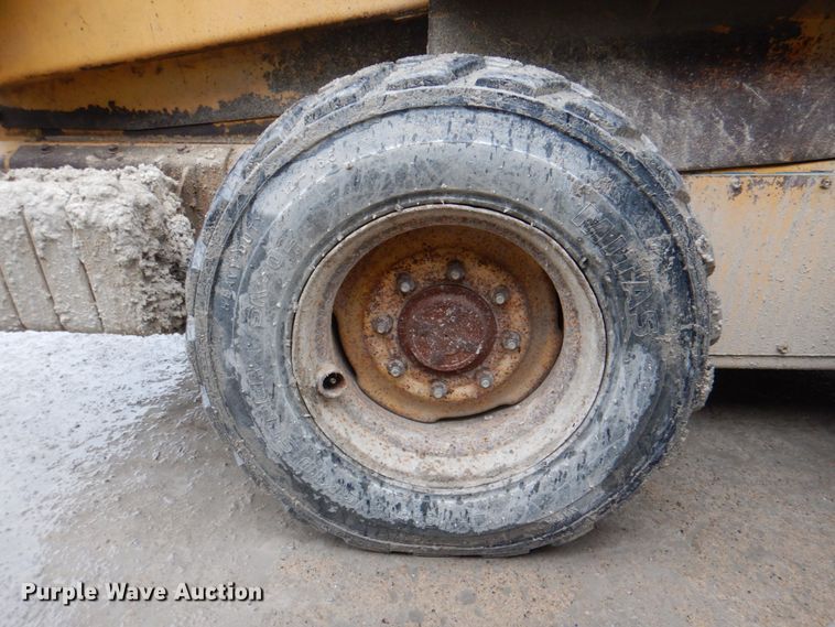 image for item II9807 1997 John Deere 8875  skid steer loader