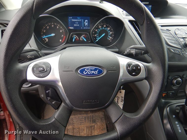 image for item II9817 2015 Ford Escape  SUV