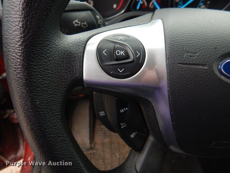 image for item II9817 2015 Ford Escape  SUV