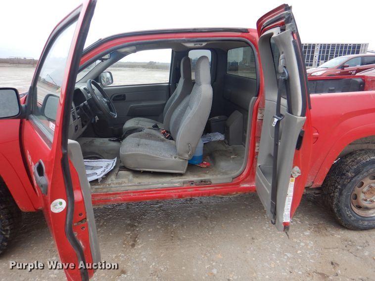 image for item II9819 2008 GMC Canyon  Ext. Cab pickup truck