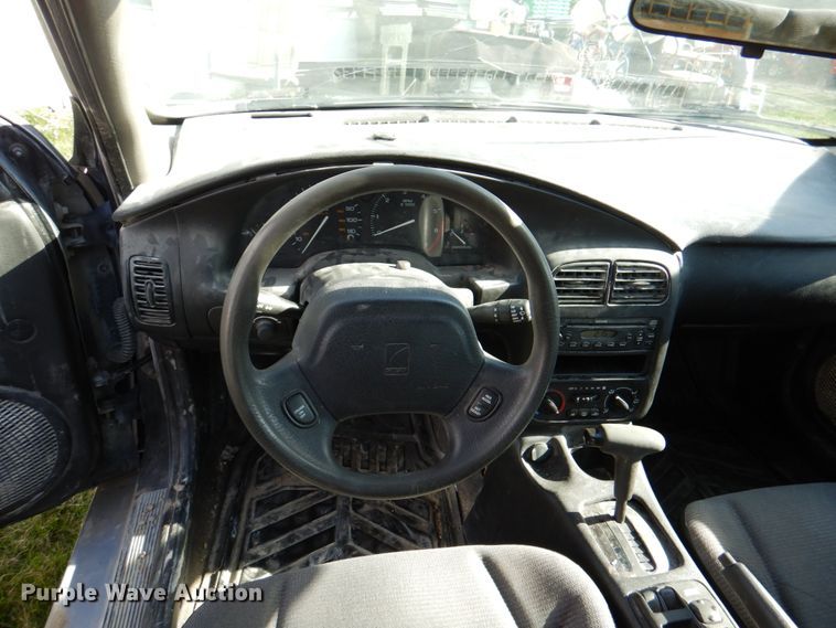 image for item II9860 2001 Saturn SC