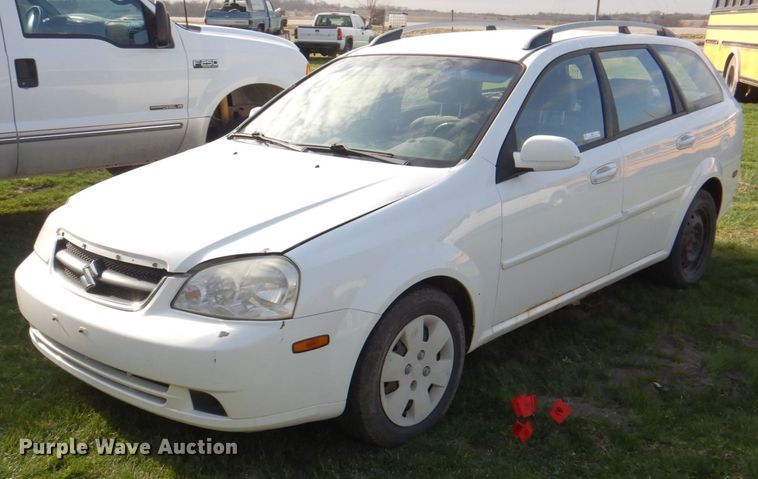 image for item II9861 2007 Suzuki Forenza