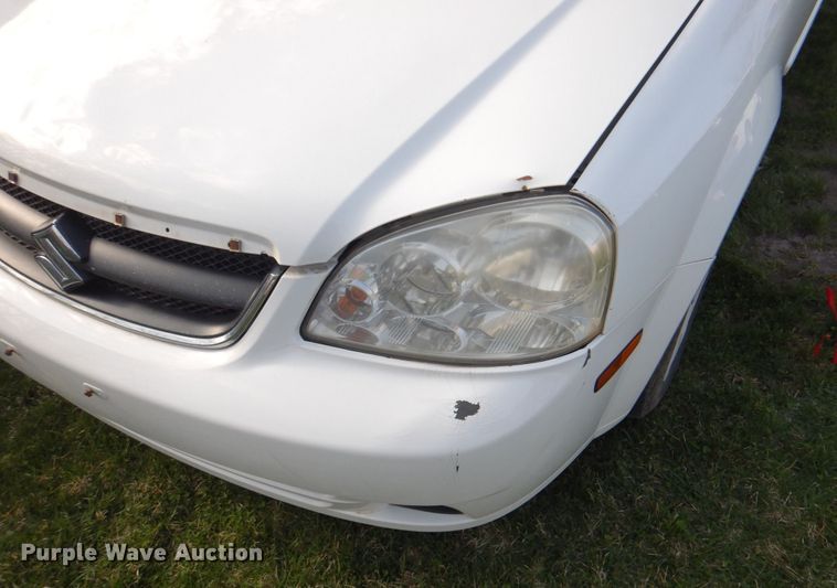 image for item II9861 2007 Suzuki Forenza