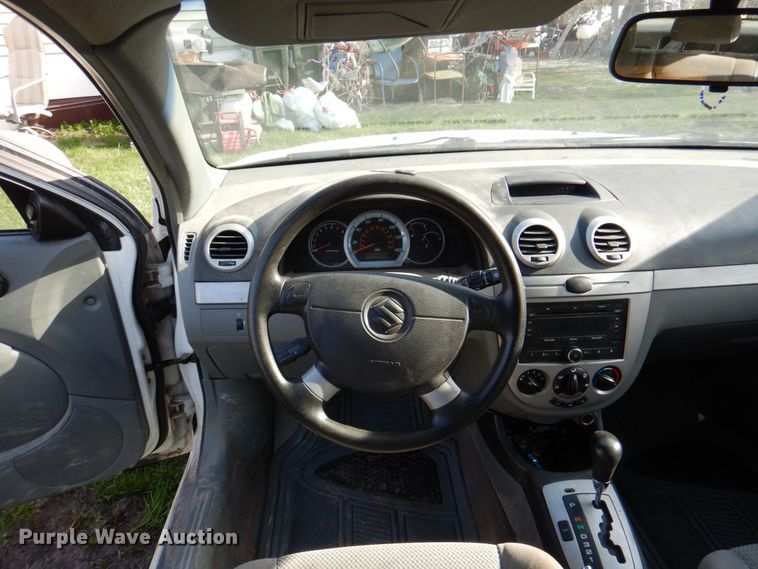 image for item II9861 2007 Suzuki Forenza