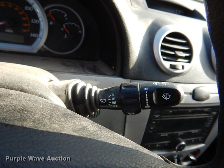 image for item II9861 2007 Suzuki Forenza