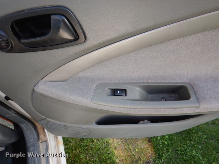 image for item II9861 2007 Suzuki Forenza