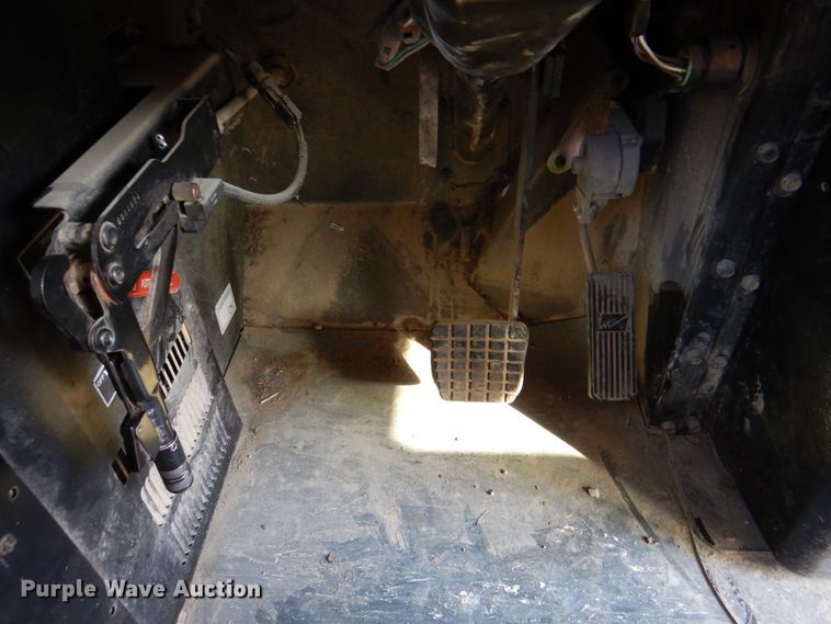 image for item II9862 2006 Blue Bird  Vision school bus