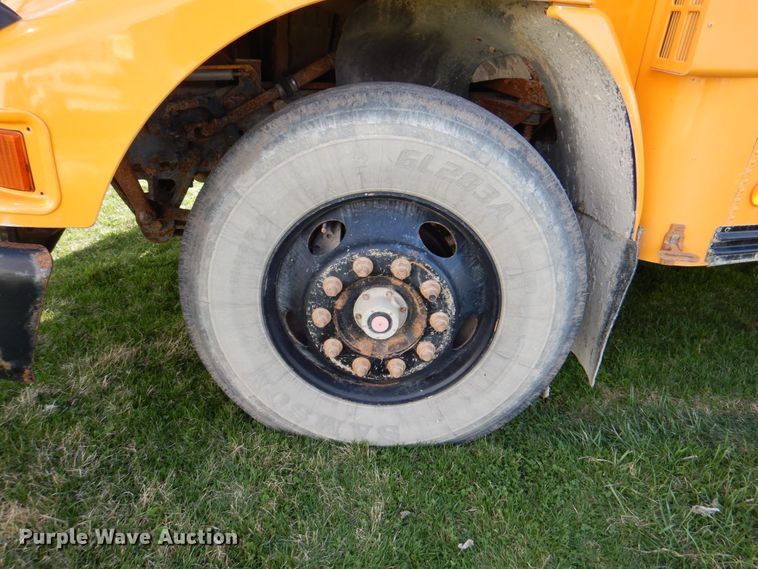 image for item II9862 2006 Blue Bird  Vision school bus