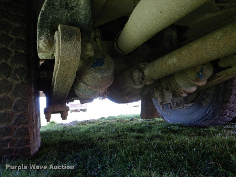 image for item II9863 2010 Freightliner Thomas Built  school bus