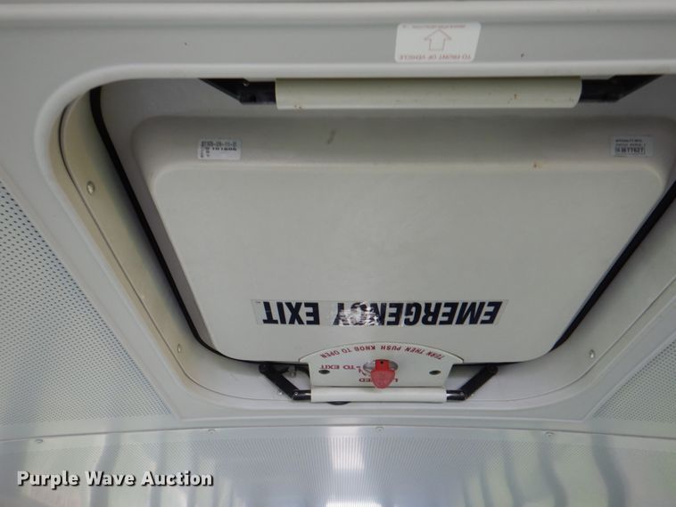 image for item II9863 2010 Freightliner Thomas Built  school bus