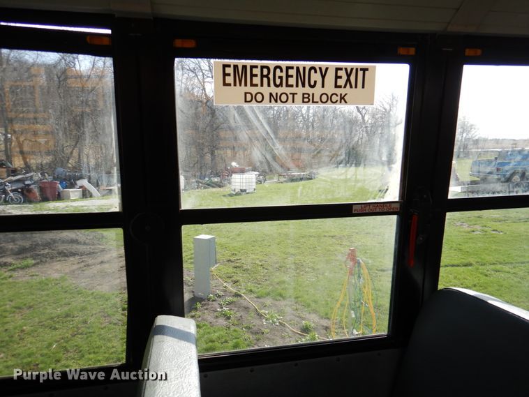 image for item II9863 2010 Freightliner Thomas Built  school bus