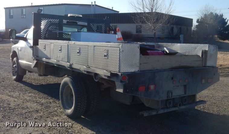 image for item IK9970 2007 Dodge Ram 3500  flatbed pickup truck