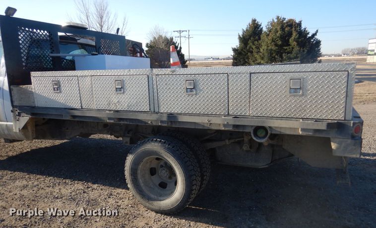 image for item IK9970 2007 Dodge Ram 3500  flatbed pickup truck