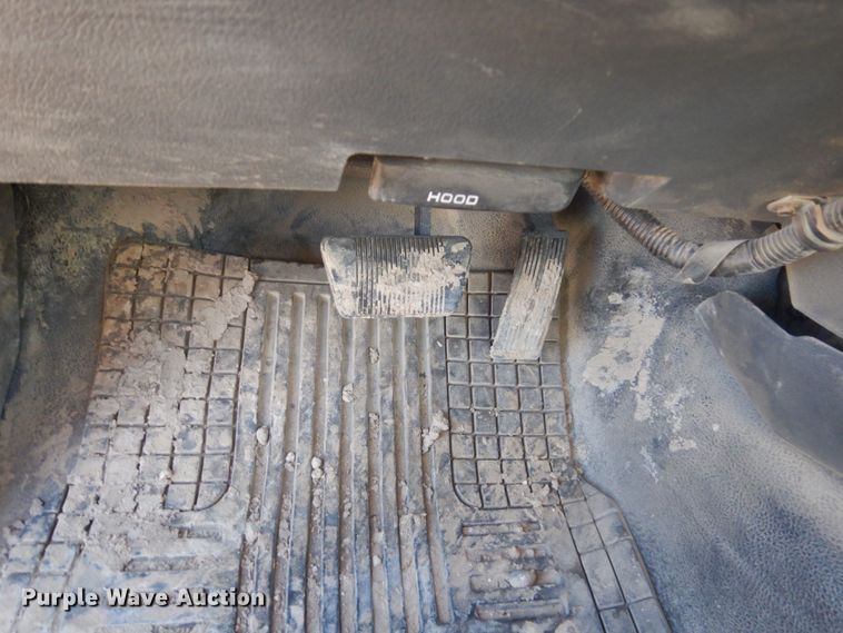 image for item IK9970 2007 Dodge Ram 3500  flatbed pickup truck