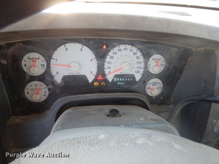 image for item IK9970 2007 Dodge Ram 3500  flatbed pickup truck