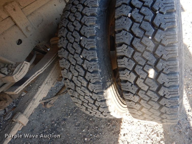 image for item IK9970 2007 Dodge Ram 3500  flatbed pickup truck