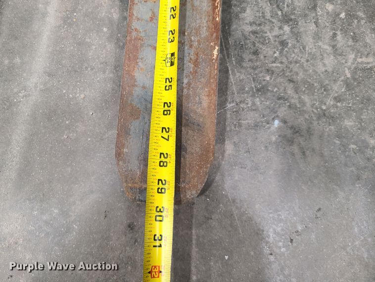 image for item IQ9028 Prime Mover SN40  forklift