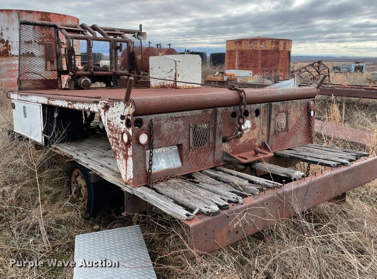 image for item IR9771 Flatbed