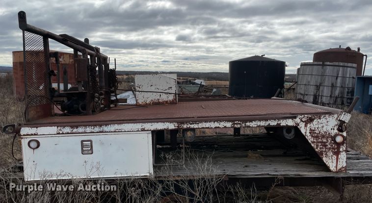 image for item IR9771 Flatbed