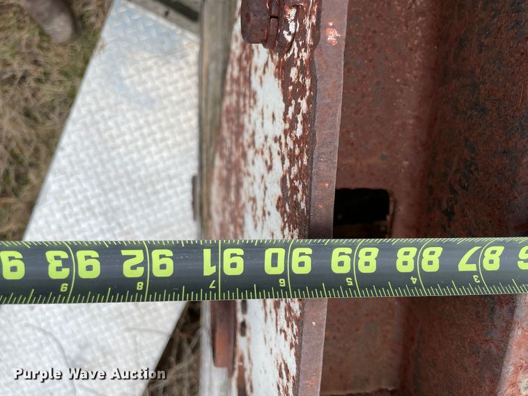 image for item IR9771 Flatbed