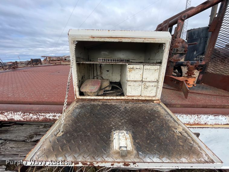 image for item IR9771 Flatbed