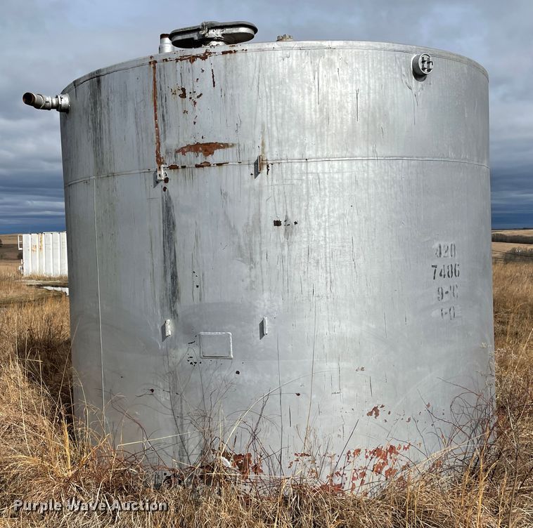 image for item IR9772 Storage tank
