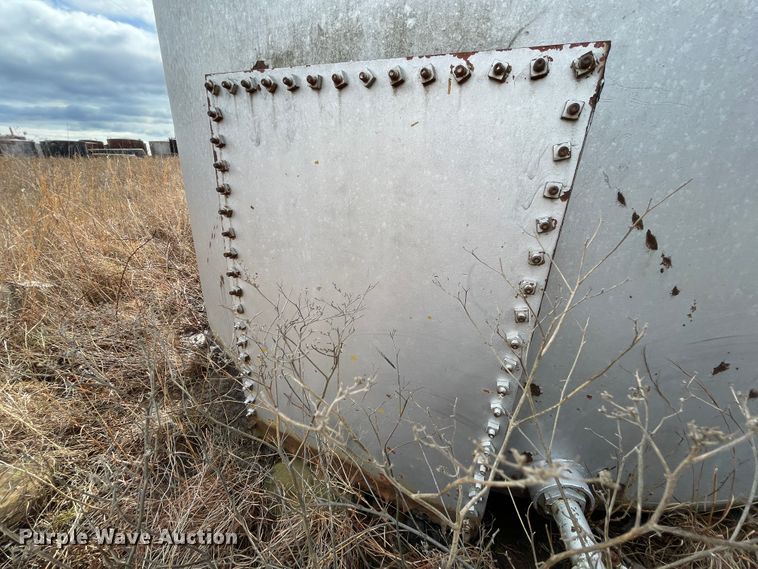 image for item IR9772 Storage tank