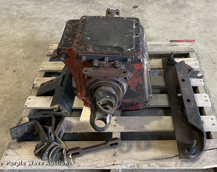 image for item IR9797 Eaton Fuller 2-A-92 auxiliary transmission