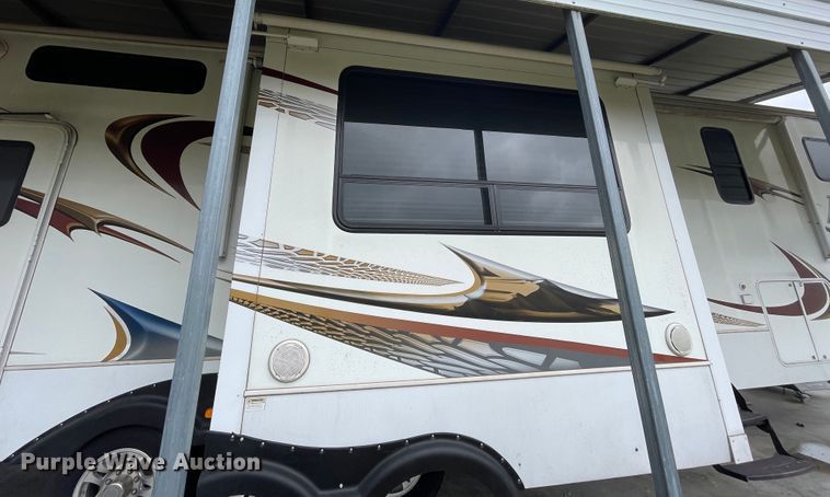 image for item IR9806 2010 Raptor 3912  toy hauler camper