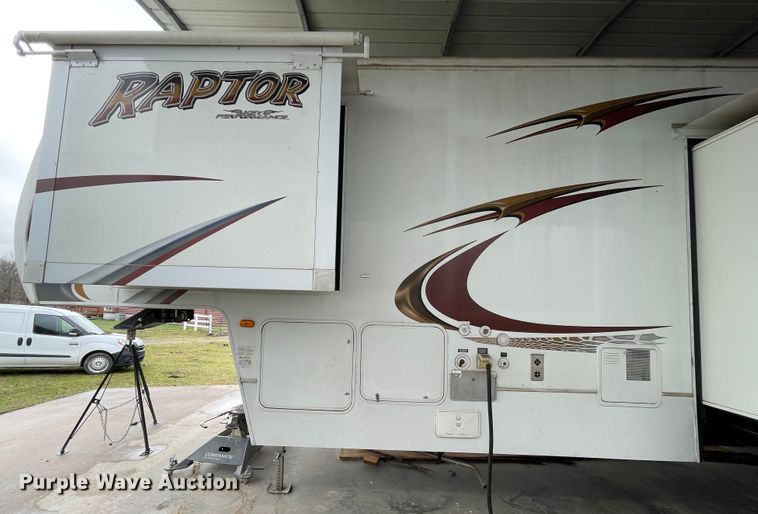 image for item IR9806 2010 Raptor 3912  toy hauler camper