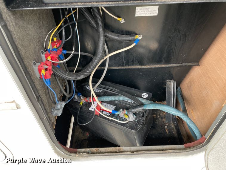 image for item IR9806 2010 Raptor 3912  toy hauler camper