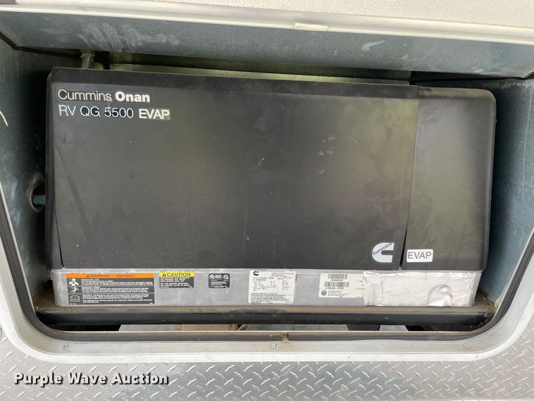 image for item IR9806 2010 Raptor 3912  toy hauler camper