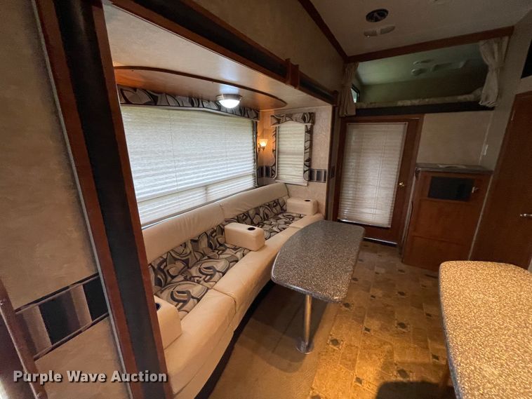 image for item IR9806 2010 Raptor 3912  toy hauler camper