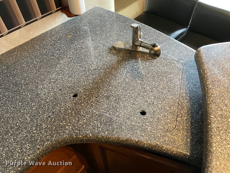 image for item IR9806 2010 Raptor 3912  toy hauler camper