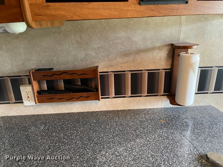 image for item IR9806 2010 Raptor 3912  toy hauler camper