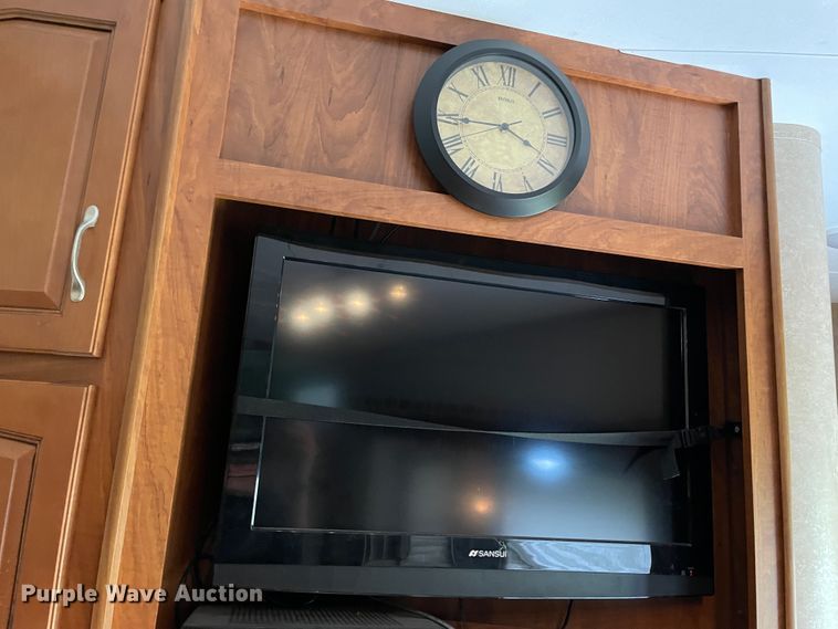 image for item IR9806 2010 Raptor 3912  toy hauler camper