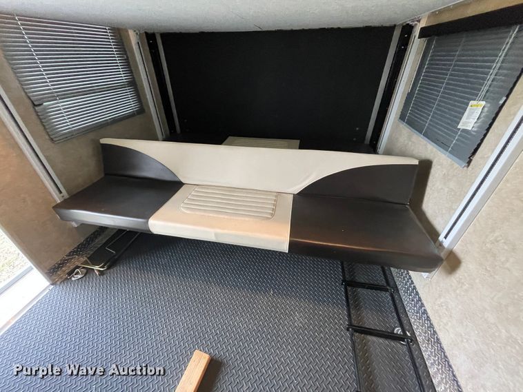 image for item IR9806 2010 Raptor 3912  toy hauler camper