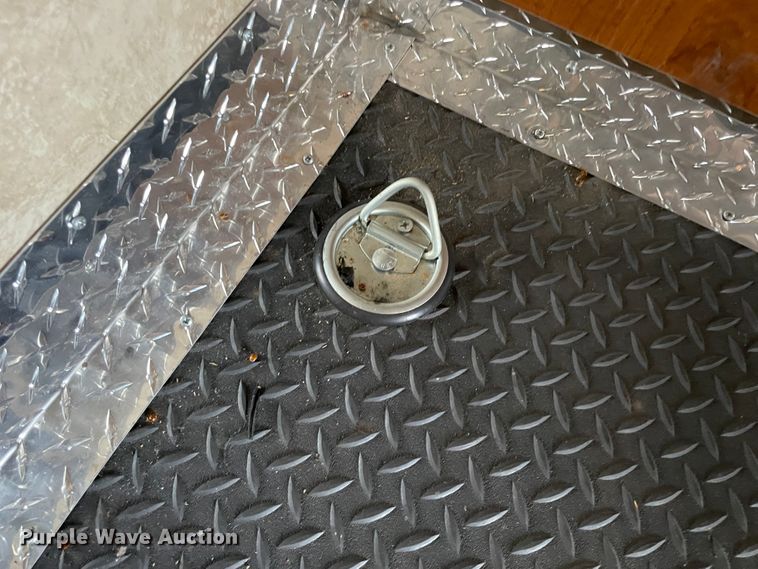 image for item IR9806 2010 Raptor 3912  toy hauler camper