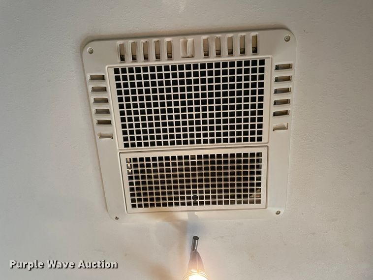 image for item IR9806 2010 Raptor 3912  toy hauler camper