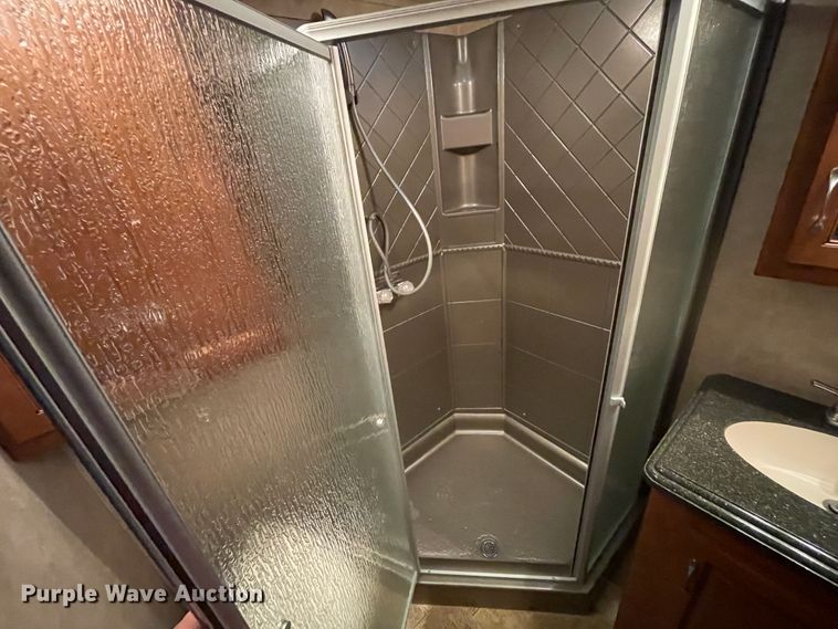 image for item IR9806 2010 Raptor 3912  toy hauler camper