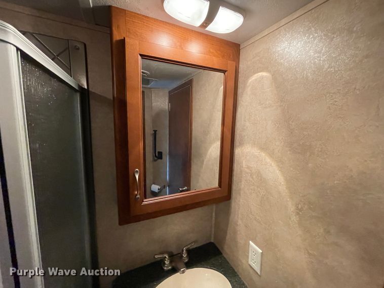 image for item IR9806 2010 Raptor 3912  toy hauler camper