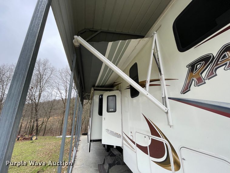 image for item IR9806 2010 Raptor 3912  toy hauler camper