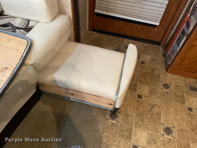 image for item IR9806 2010 Raptor 3912  toy hauler camper